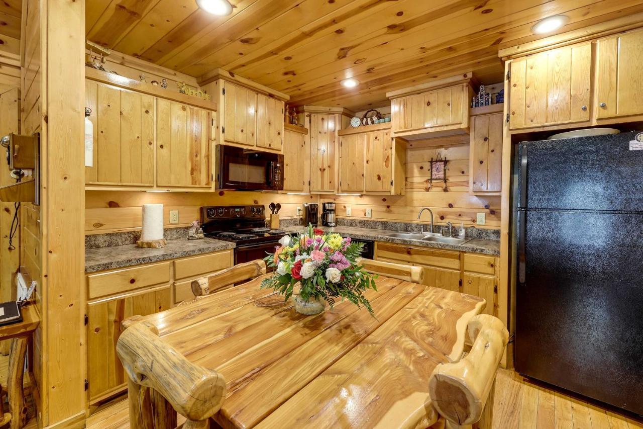 Broken Bow Rental Cabin With Hot Tub And Bar Esterno foto