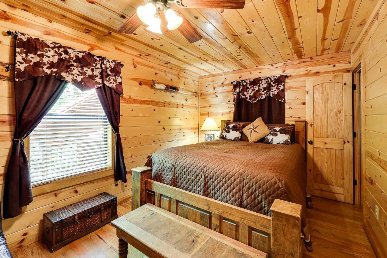Broken Bow Rental Cabin With Hot Tub And Bar Esterno foto